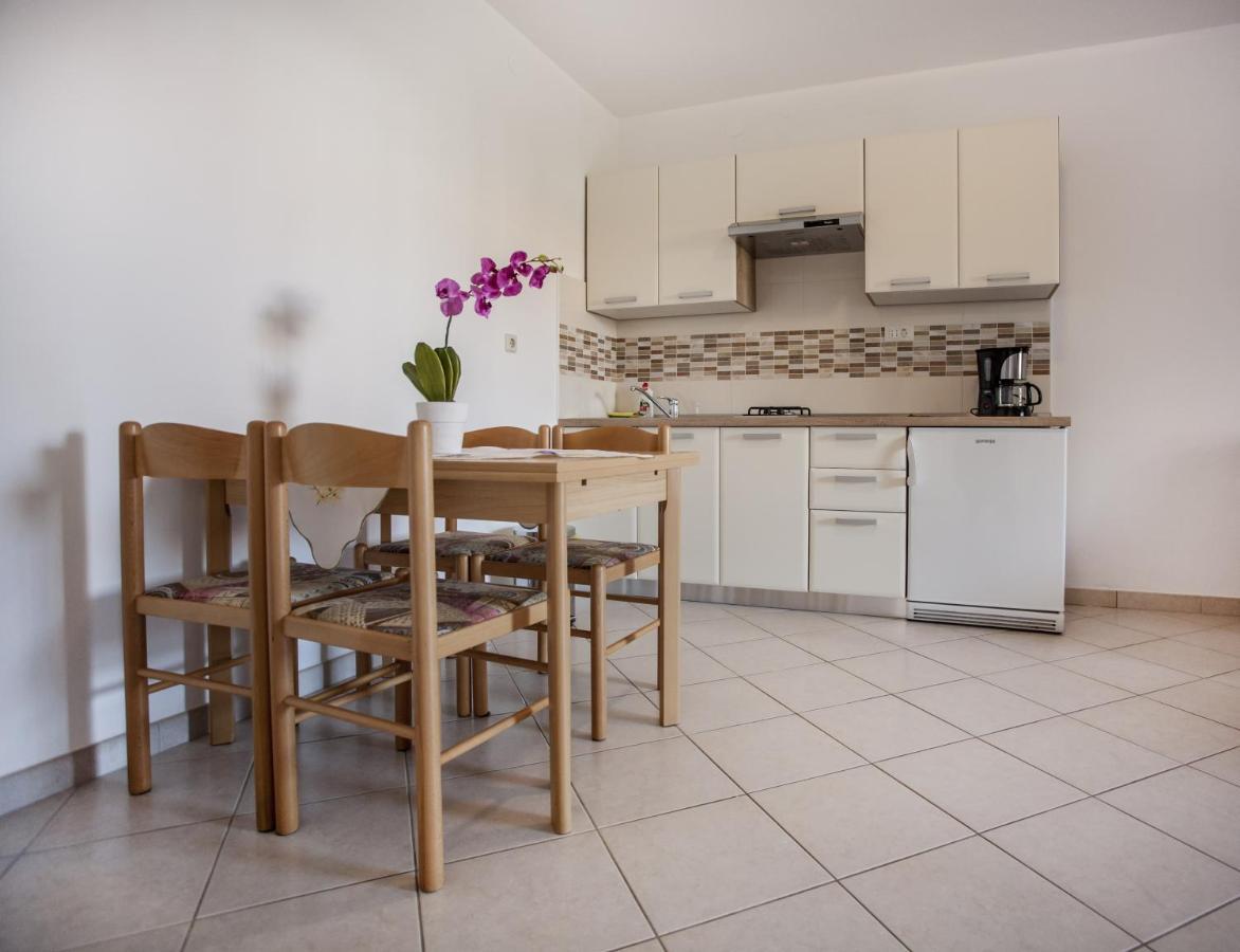 Apartments Zaharija Rovinj Szoba fotó
